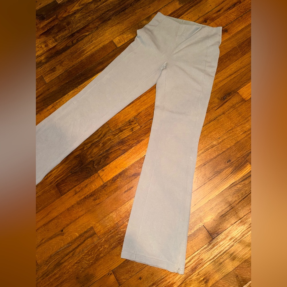 Lululemon Softstreme Ribbed Zip Flared Pant